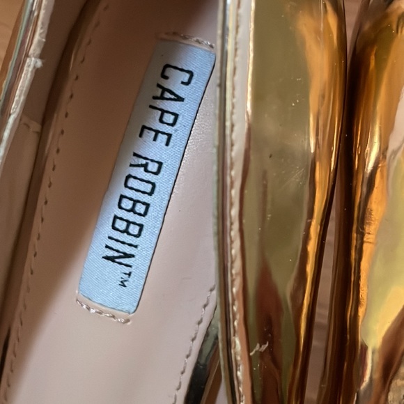 Rose gold 🌹 heels. Cape Robbin. EXCELLENT condition. Size 8. - Picture 6 of 6